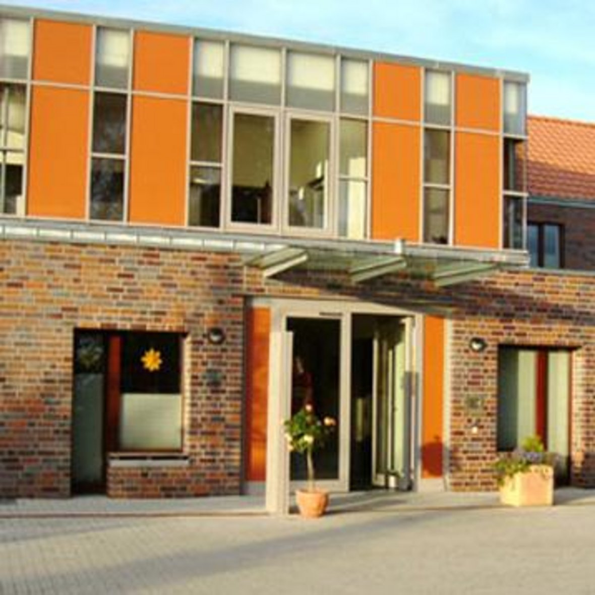 Hier ist das Caritas-Wohnhaus an der Dattelner Straße zu sehen. 