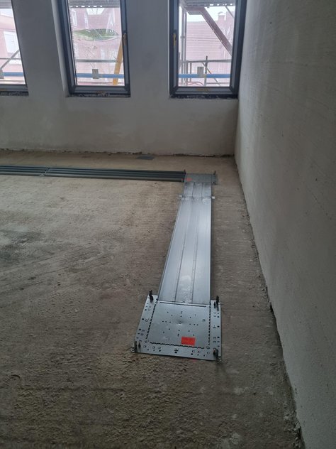 Elektroarbeiten im neuen Rathaus.