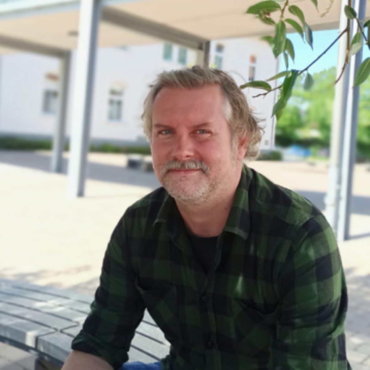 Tobias Stimberg ist der Schulsozialarbeiter an der Wieschhofschule